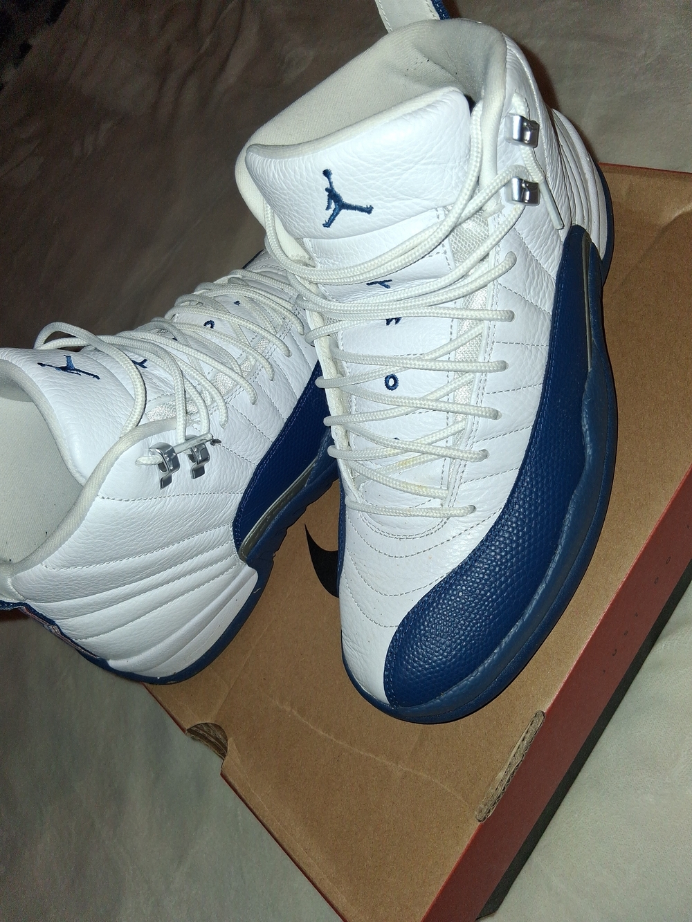 Air Jordan 12 Retro Men's Basketball Shoes - White/Obsidian